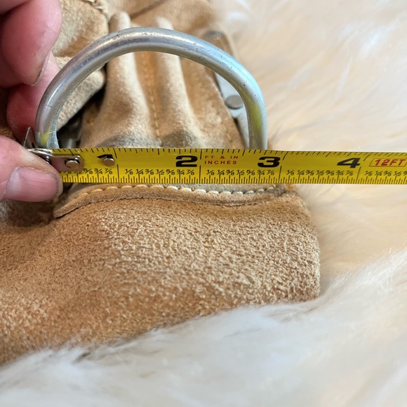 Bench Top Leather Tool Pouch with 6 pockets and Two Loops - Picture 8 of 12